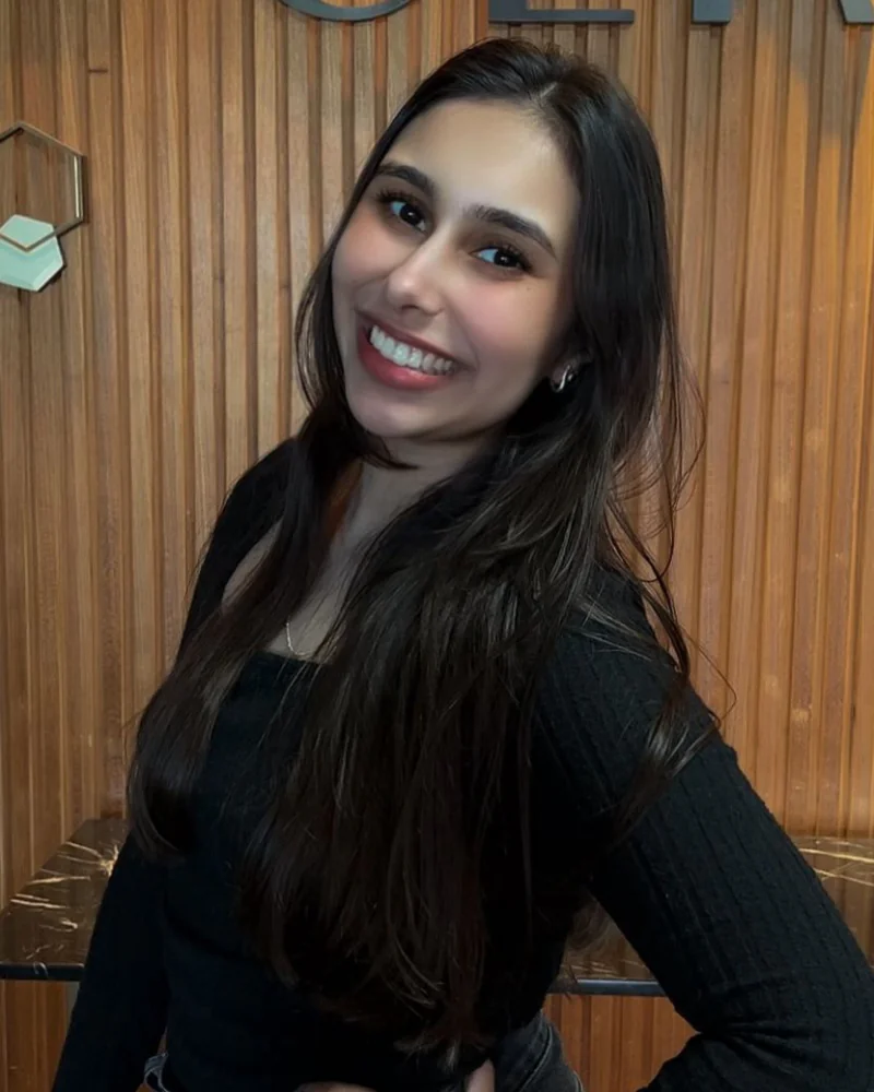 Anna Laura de Oliveira Castro